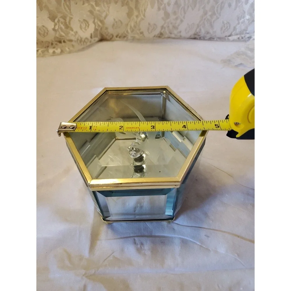 Vintage 1997 Etched Glass Musical Jewelry Box. Mirrored Sides And Glass Swan